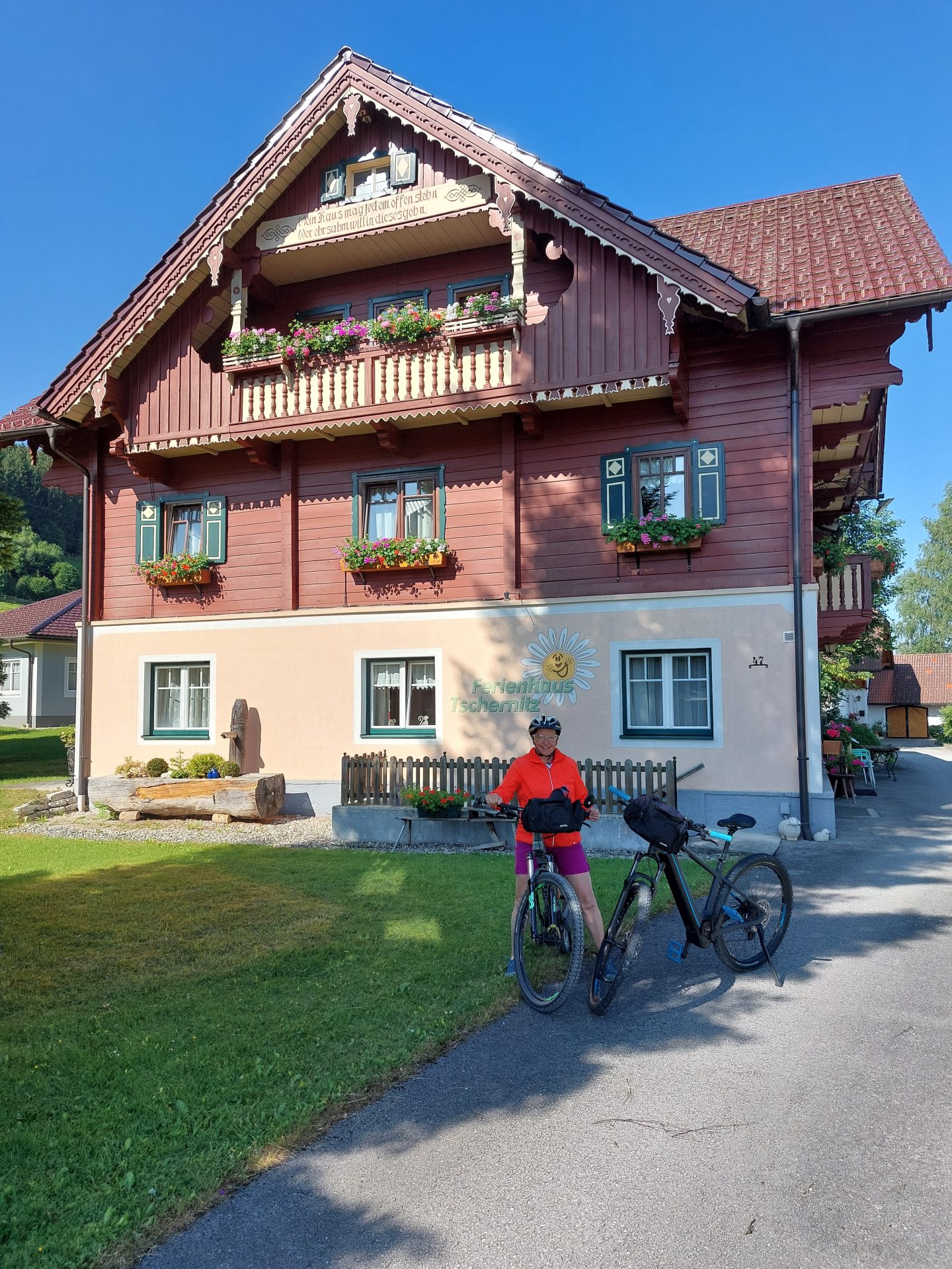 Radunterkunft Ferienhaus Tschernitz ideal für bis zu 10 Personen